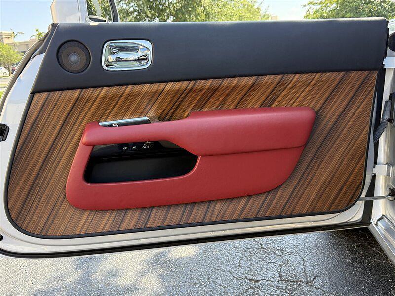 used 2016 Rolls-Royce Dawn car, priced at $179,900