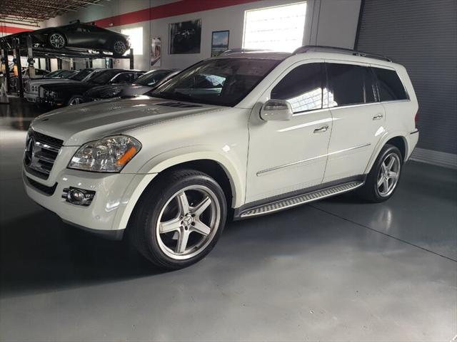 used 2009 Mercedes-Benz GL-Class car, priced at $17,900