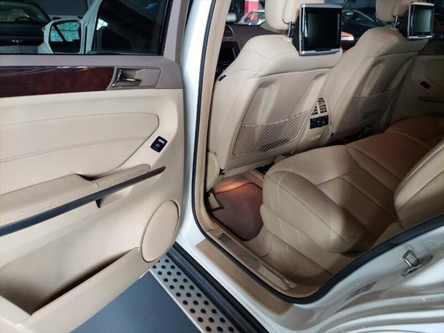 used 2009 Mercedes-Benz GL-Class car, priced at $17,900