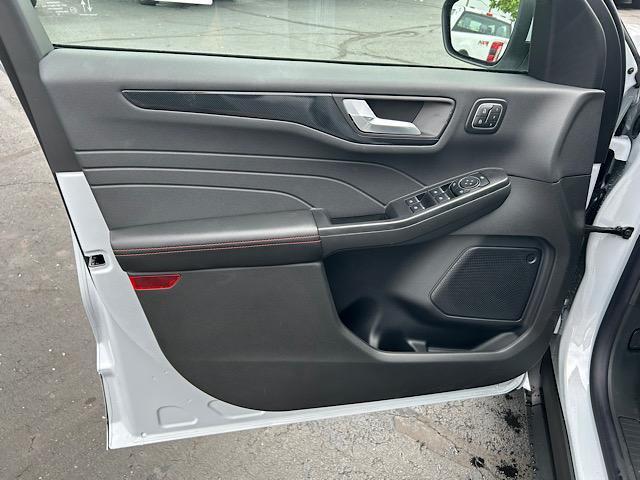 new 2025 Ford Escape car, priced at $33,945