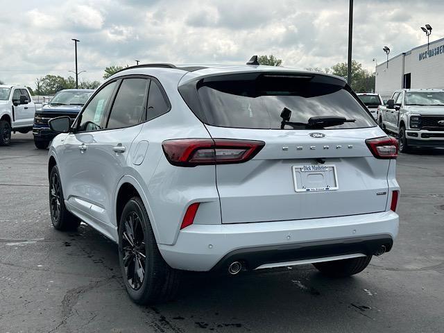 new 2025 Ford Escape car, priced at $33,945