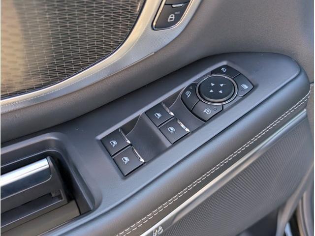 new 2025 Ford Expedition Max car, priced at $81,624