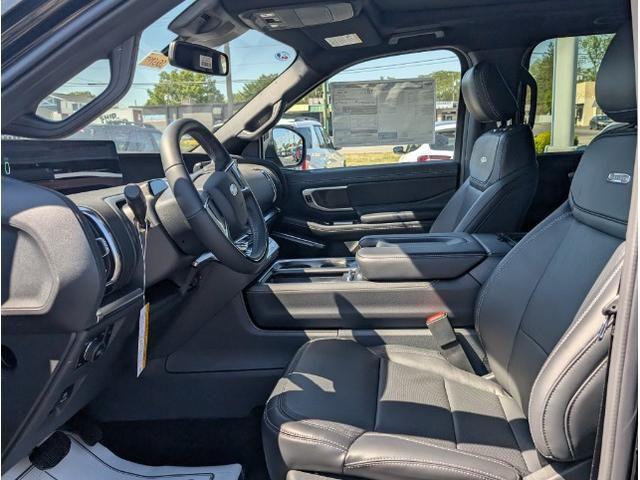 new 2025 Ford Expedition Max car, priced at $81,624