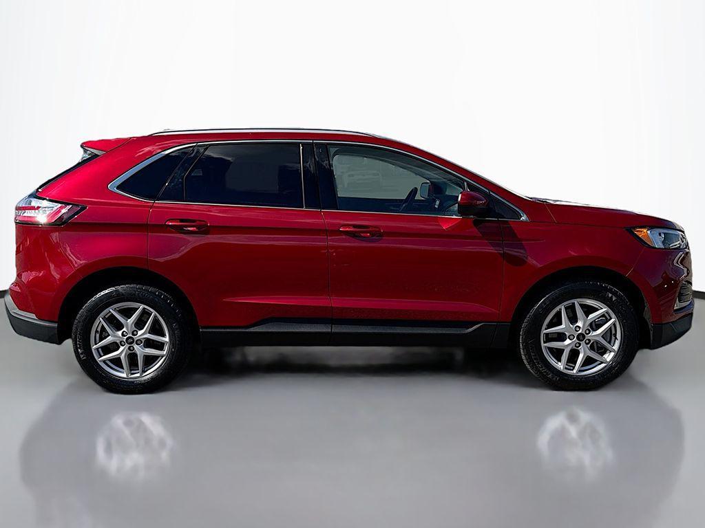 used 2024 Ford Edge car, priced at $24,990
