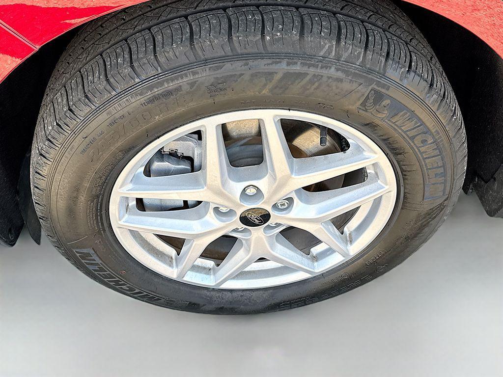 used 2024 Ford Edge car, priced at $24,990