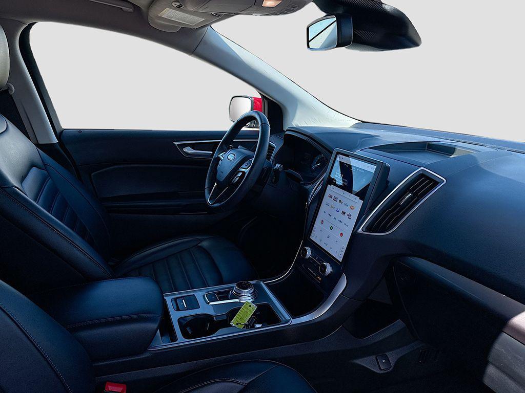 used 2024 Ford Edge car, priced at $24,990