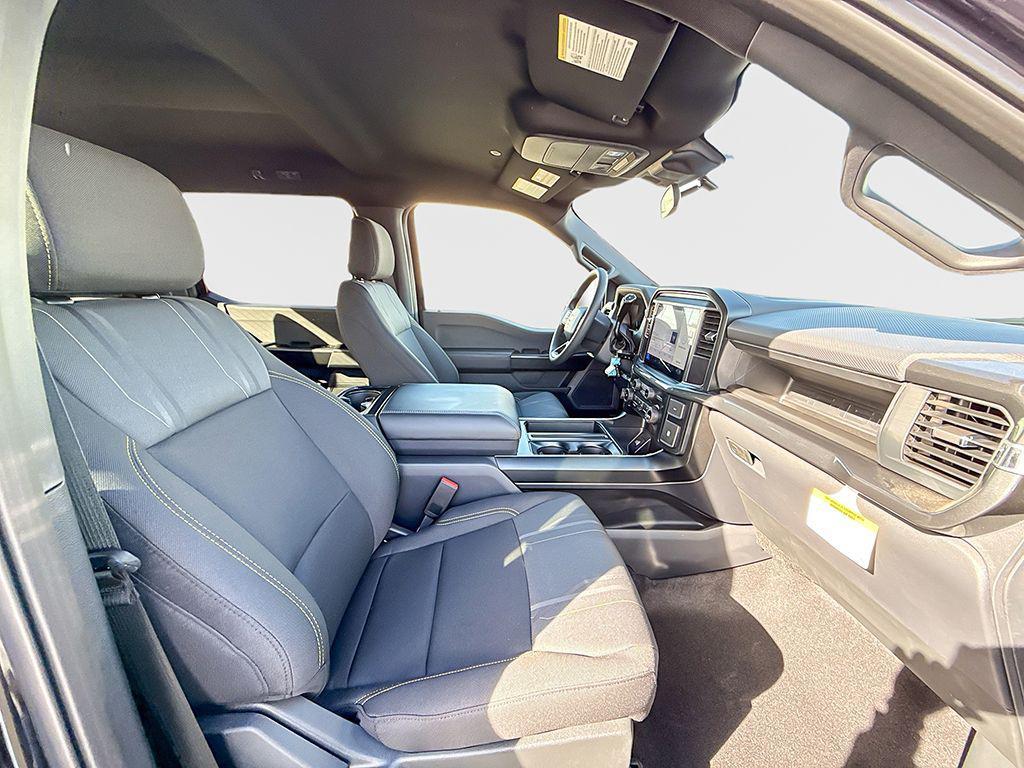 new 2025 Ford F-150 car, priced at $44,104
