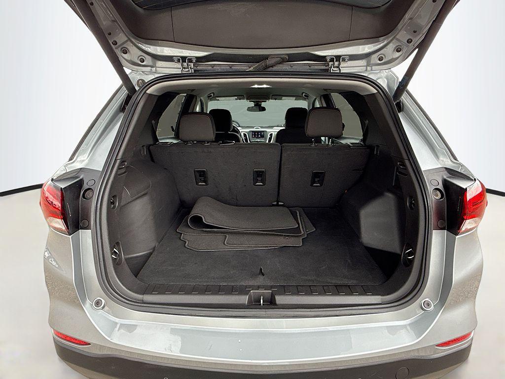 used 2024 Chevrolet Equinox car, priced at $19,490