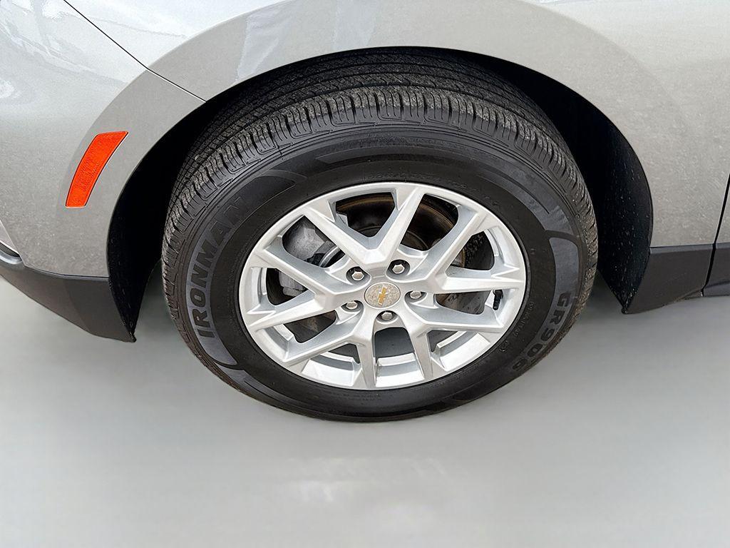 used 2024 Chevrolet Equinox car, priced at $19,490