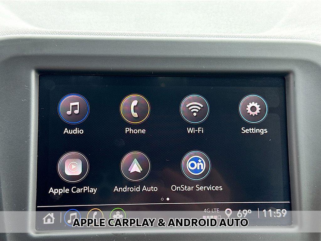 used 2024 Chevrolet Equinox car, priced at $19,490