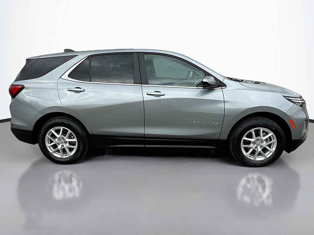 used 2024 Chevrolet Equinox car, priced at $19,490