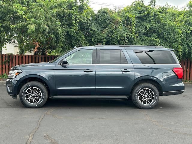 used 2022 Ford Expedition Max car, priced at $43,290