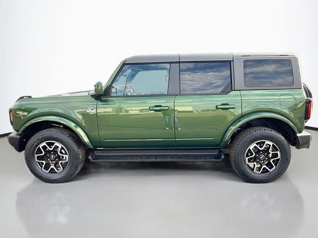 new 2025 Ford Bronco car, priced at $44,389