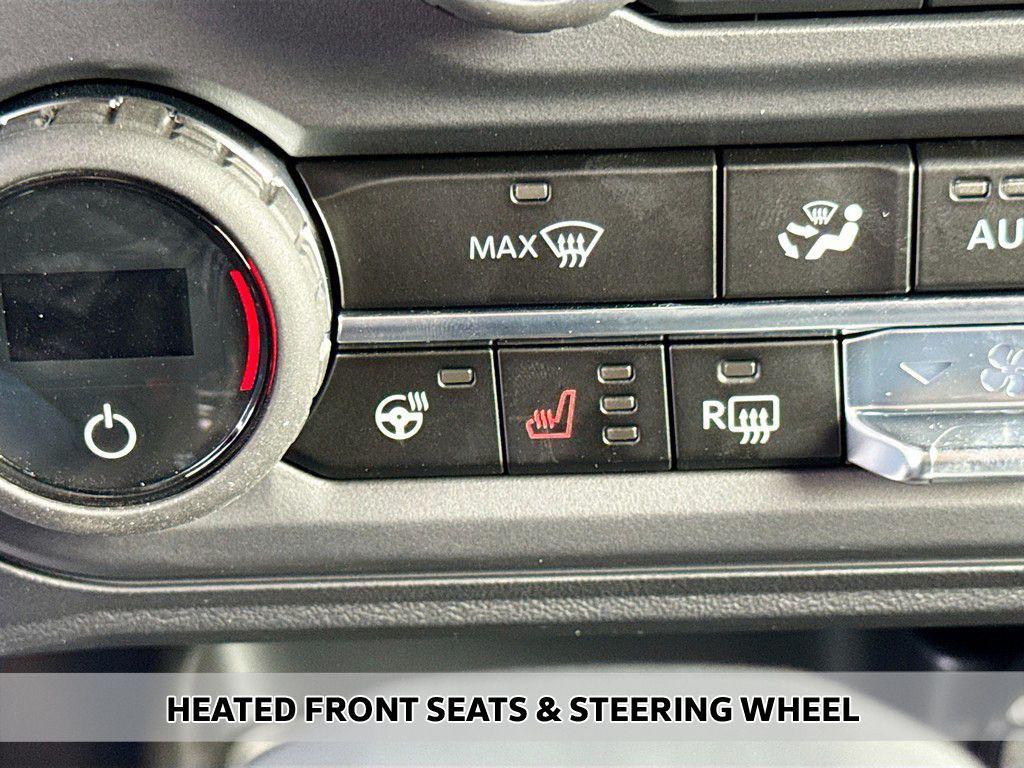 new 2025 Ford Bronco car, priced at $44,389