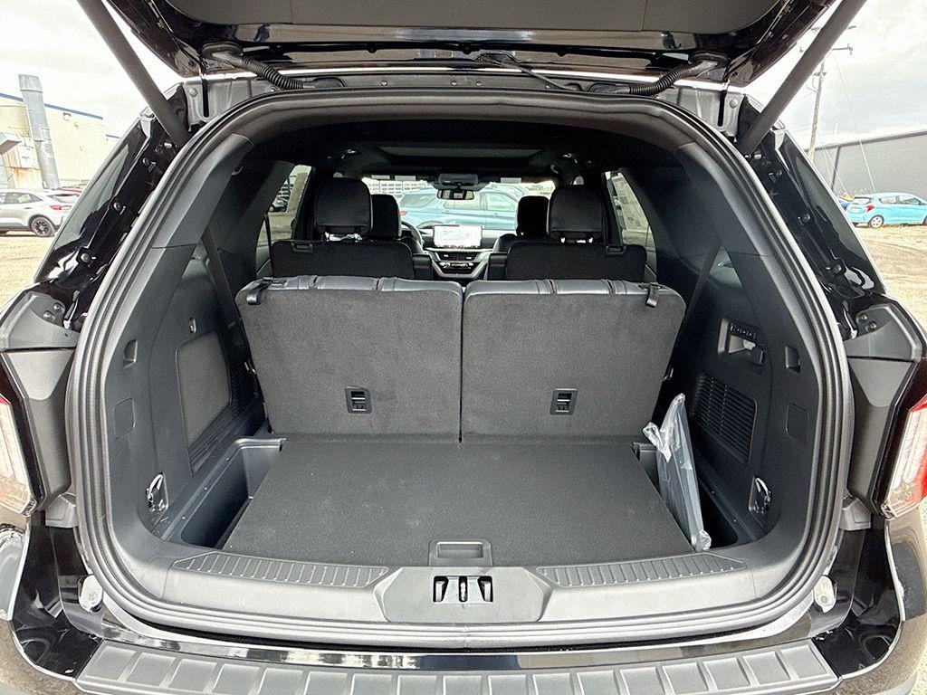new 2025 Ford Explorer car, priced at $54,587