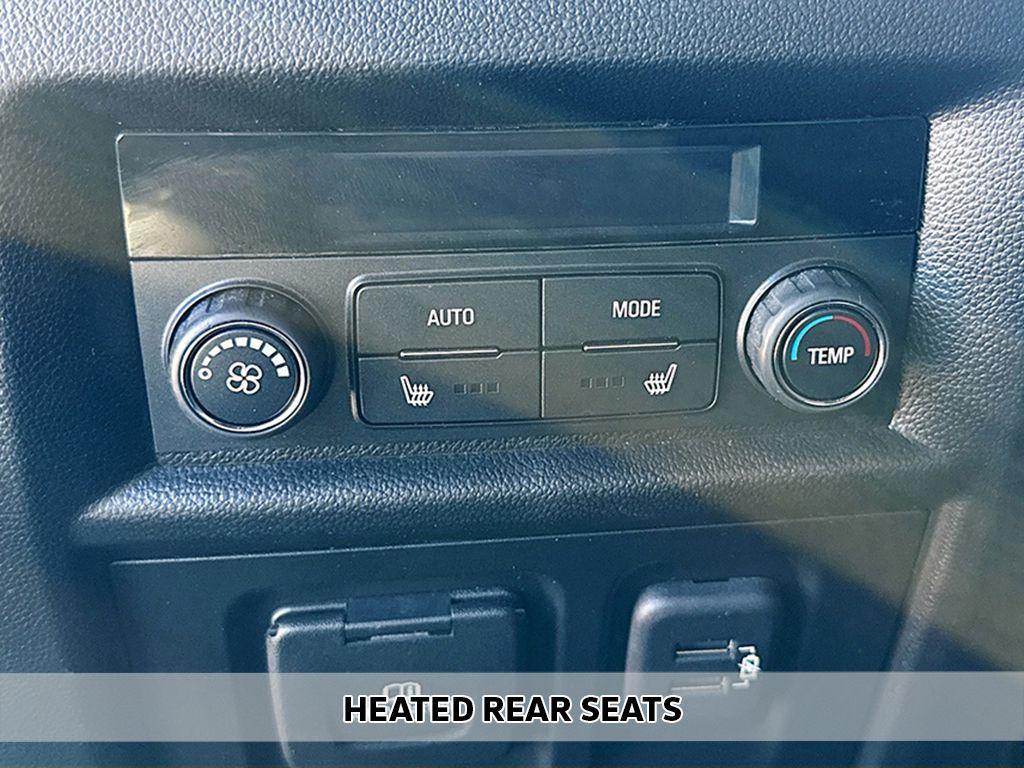 used 2022 Chevrolet Traverse car, priced at $29,990