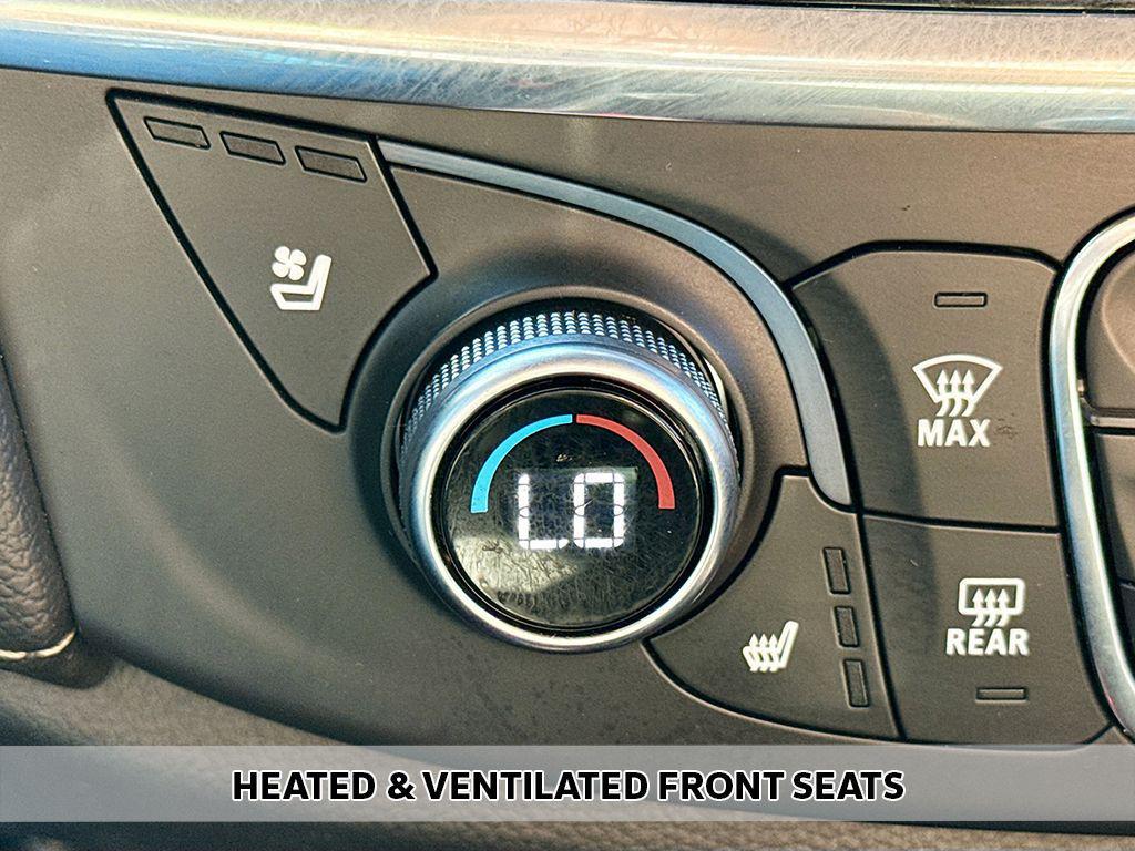 used 2022 Chevrolet Traverse car, priced at $29,990