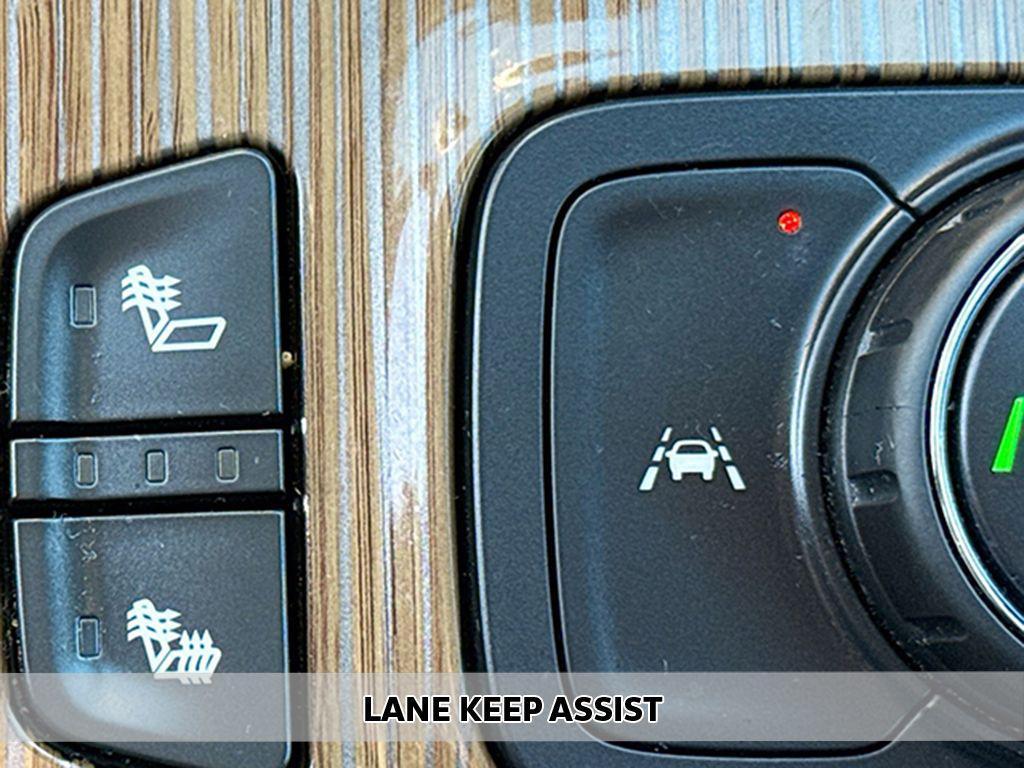 used 2023 GMC Acadia car, priced at $26,990