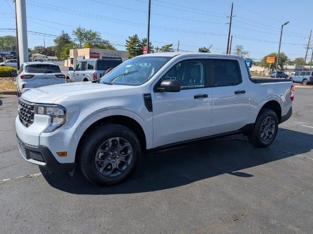 new 2025 Ford Maverick car, priced at $31,604