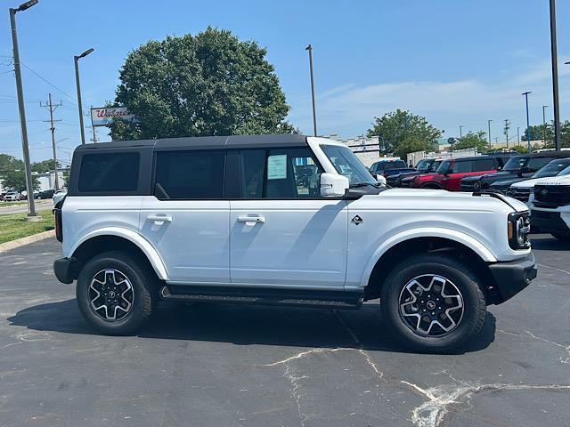 new 2025 Ford Bronco car, priced at $50,557