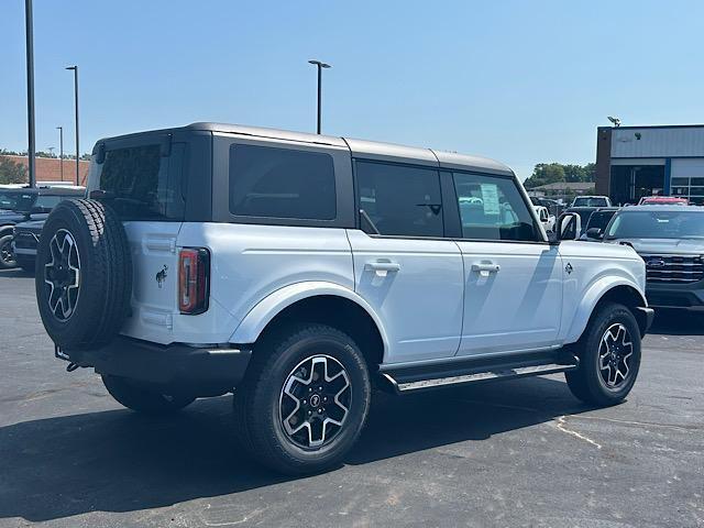 new 2025 Ford Bronco car, priced at $50,557