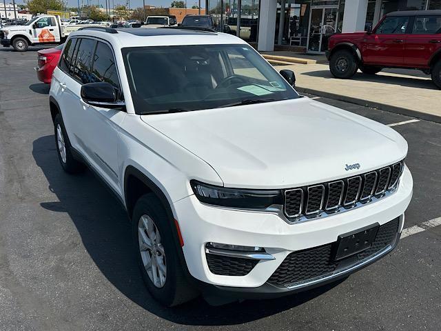 used 2022 Jeep Grand Cherokee car, priced at $24,299