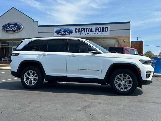 used 2022 Jeep Grand Cherokee car, priced at $24,299