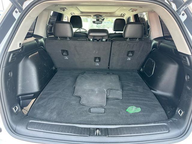 used 2022 Jeep Grand Cherokee car, priced at $24,299