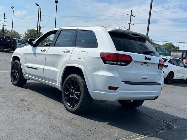 used 2022 Jeep Grand Cherokee car, priced at $23,699