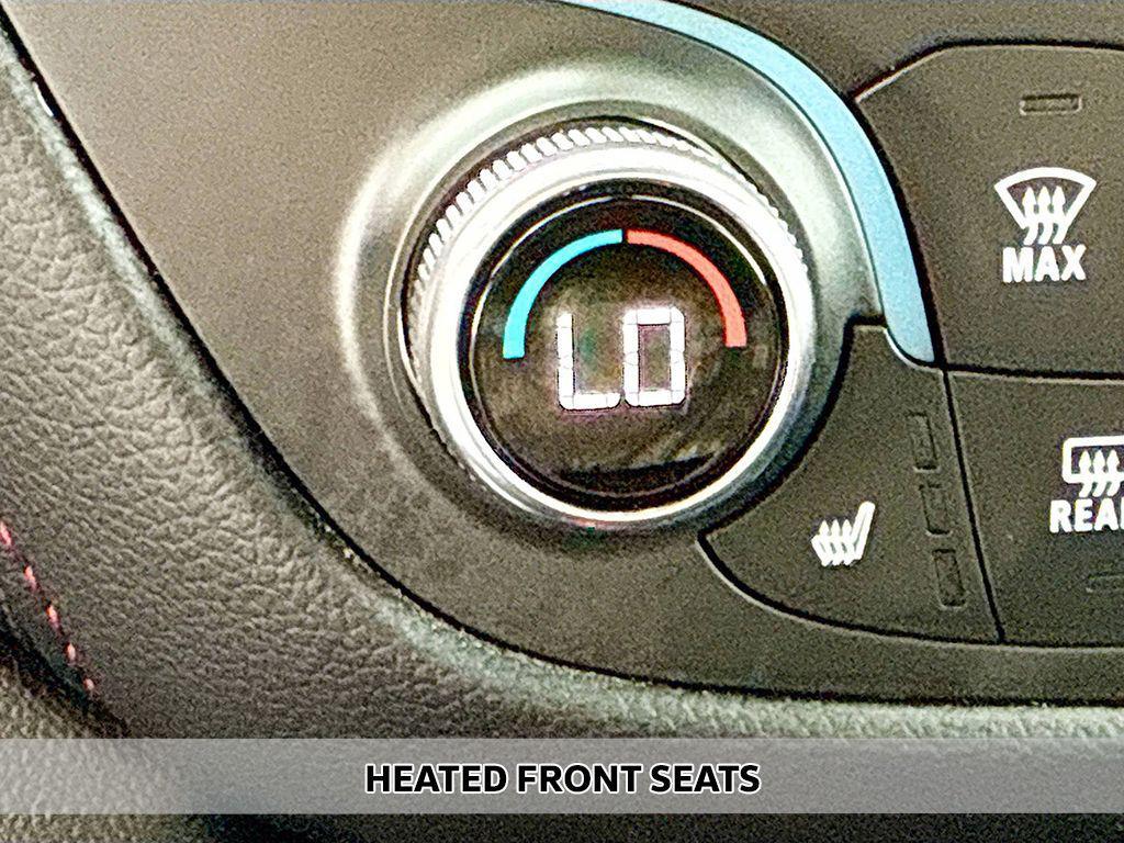 used 2022 Chevrolet Equinox car, priced at $21,490