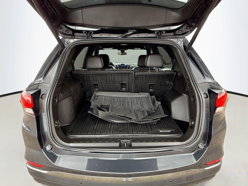 used 2022 Chevrolet Equinox car, priced at $21,490