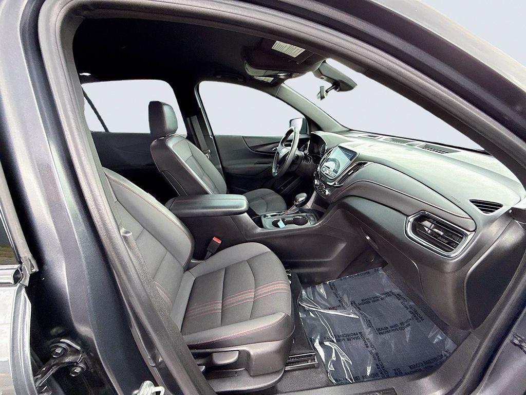 used 2022 Chevrolet Equinox car, priced at $21,490