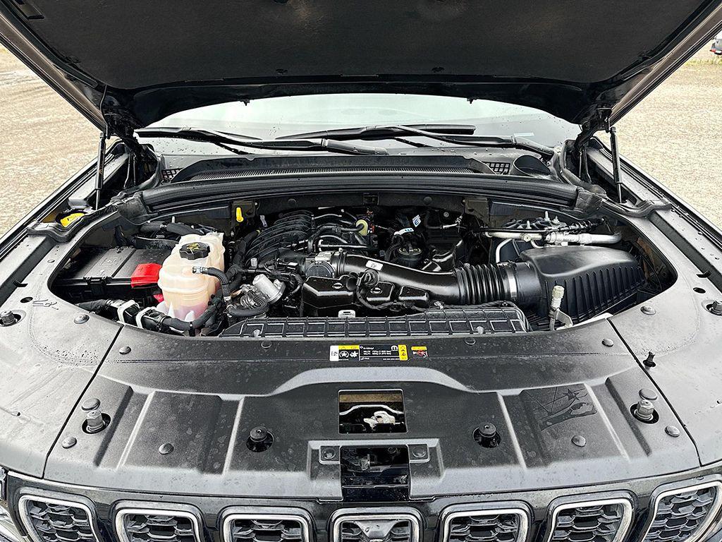 used 2024 Jeep Grand Cherokee L car, priced at $30,299