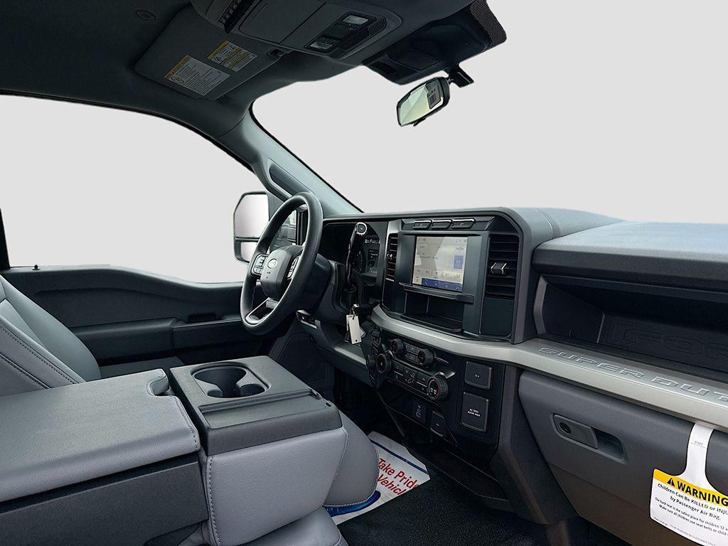 new 2024 Ford F-450 car, priced at $66,353