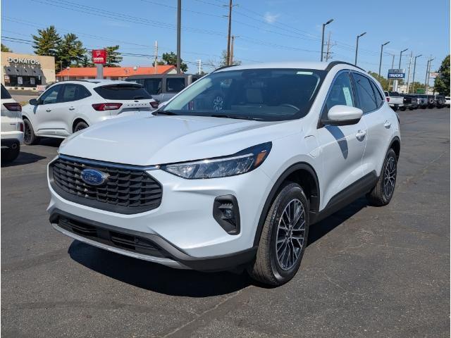 new 2025 Ford Escape PHEV car, priced at $27,268