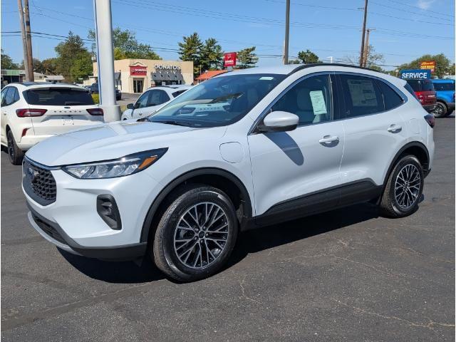 new 2025 Ford Escape PHEV car, priced at $27,268