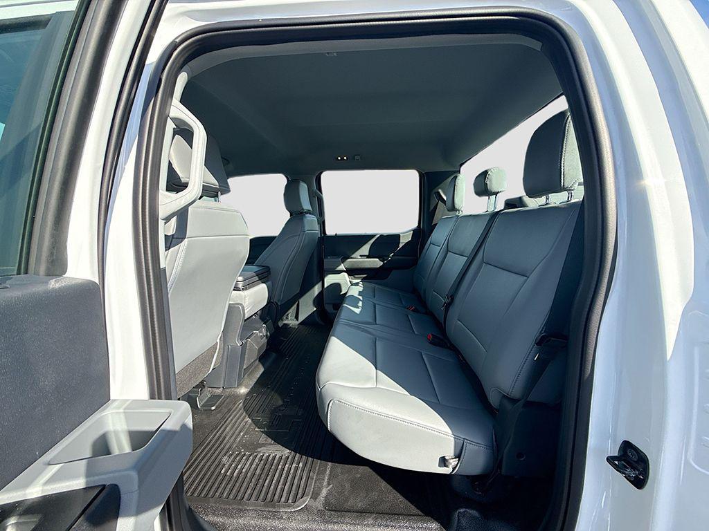 new 2025 Ford F-250 car, priced at $53,160