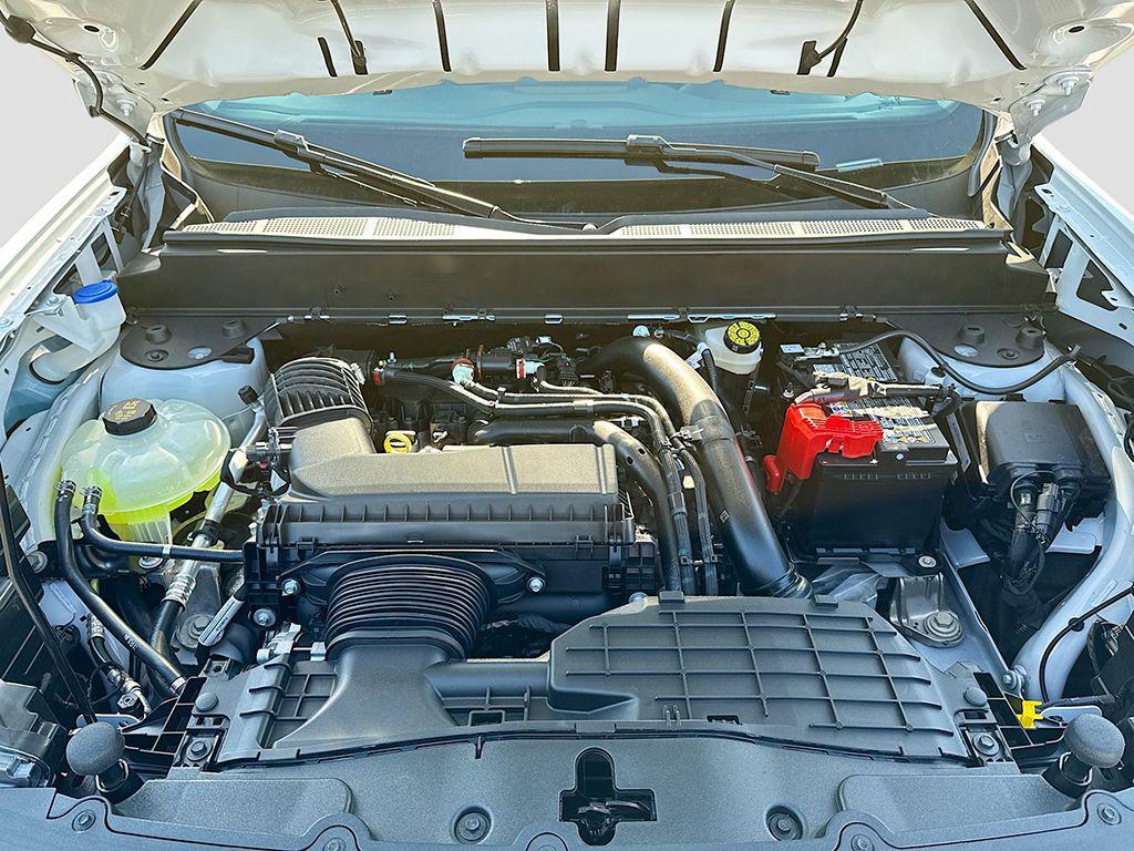 new 2025 Ford Maverick car, priced at $27,154