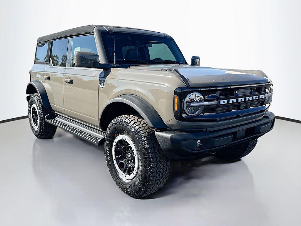 new 2025 Ford Bronco car, priced at $49,739