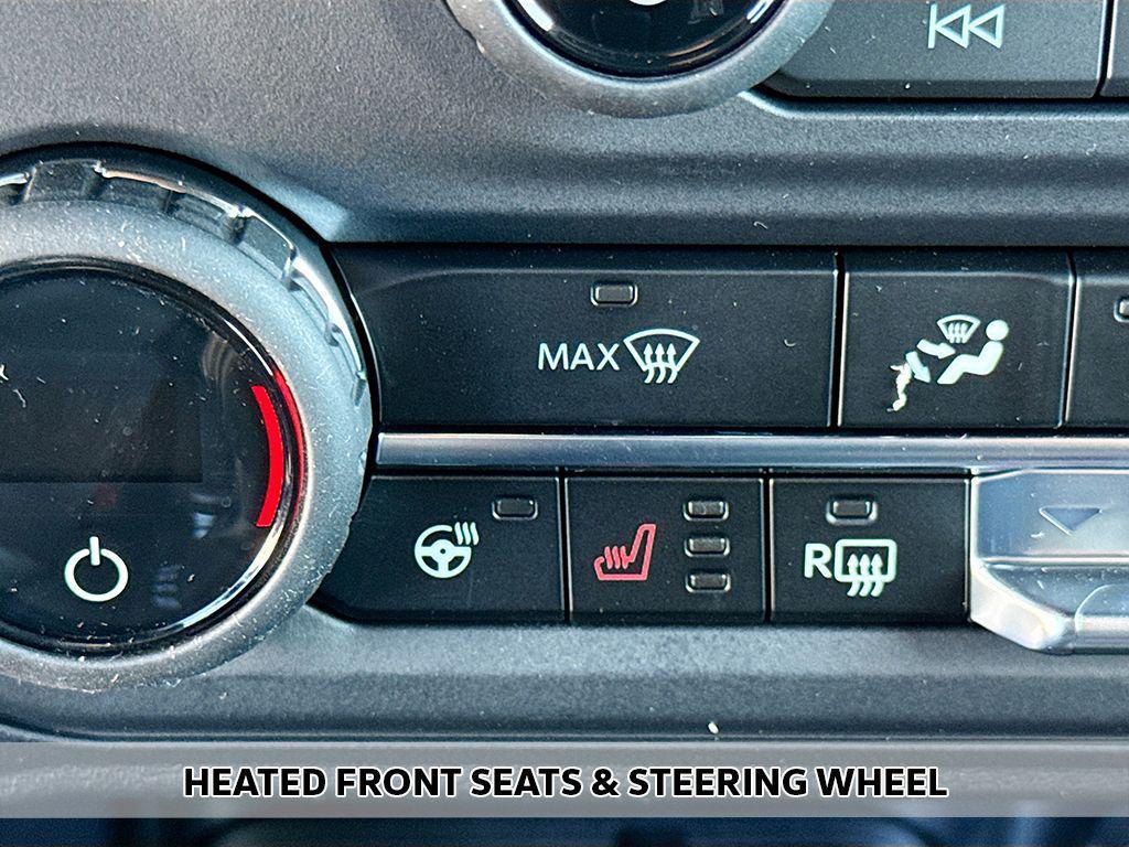 new 2025 Ford Bronco car, priced at $49,739