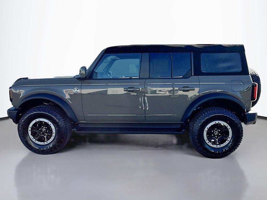 new 2025 Ford Bronco car, priced at $49,739
