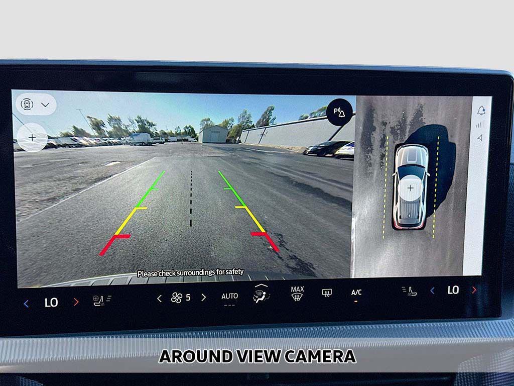 new 2025 Ford Explorer car, priced at $55,965