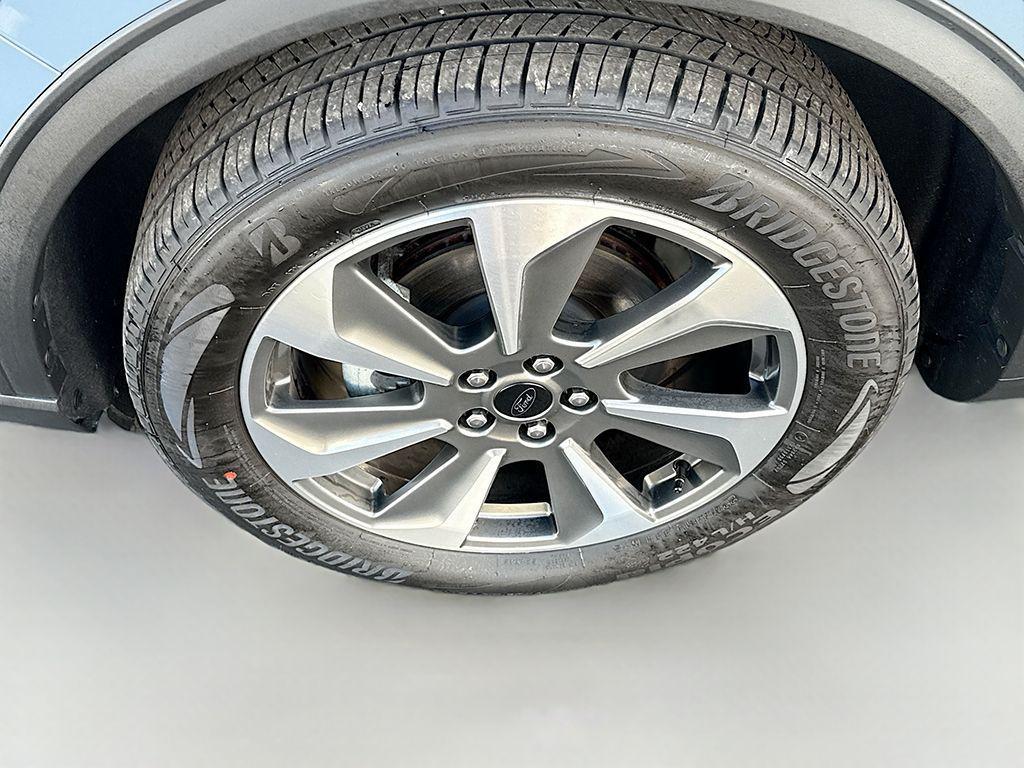 used 2025 Ford Escape car, priced at $29,990