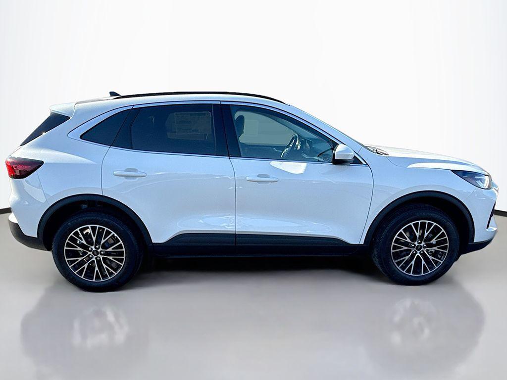 new 2026 Ford Escape PHEV car, priced at $30,763