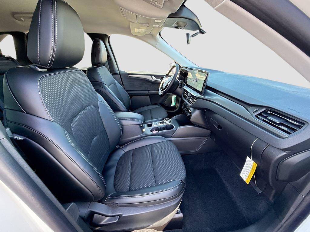 new 2026 Ford Escape PHEV car, priced at $30,763