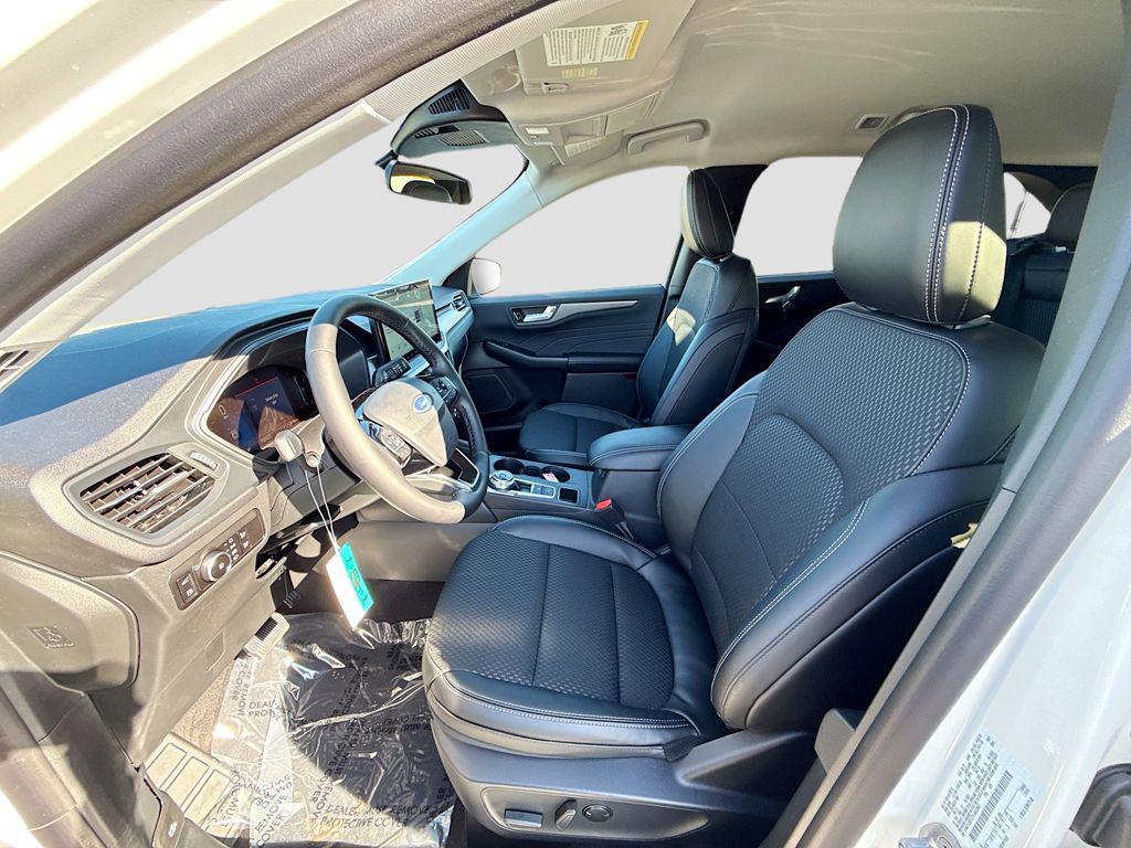 new 2026 Ford Escape PHEV car, priced at $30,763