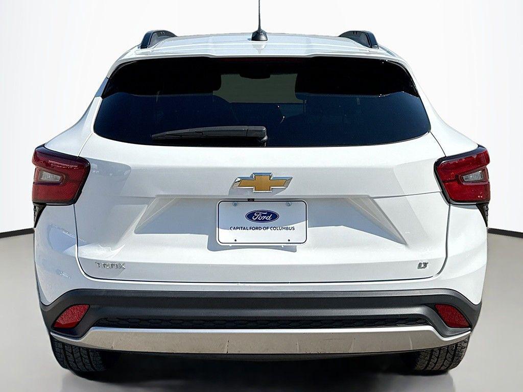 used 2024 Chevrolet Trax car, priced at $19,390