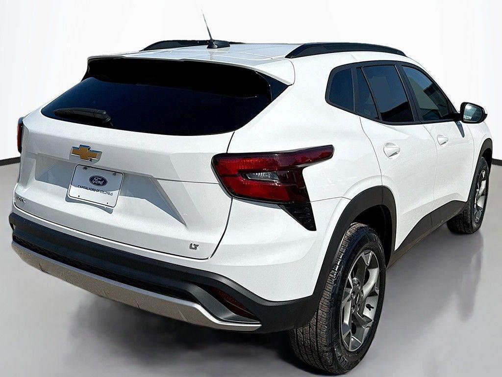 used 2024 Chevrolet Trax car, priced at $19,390