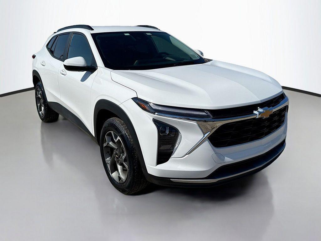 used 2024 Chevrolet Trax car, priced at $19,390