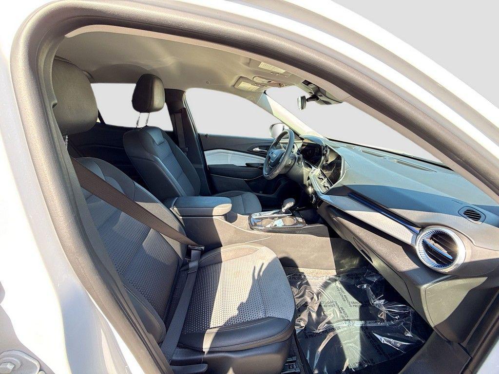 used 2024 Chevrolet Trax car, priced at $19,390